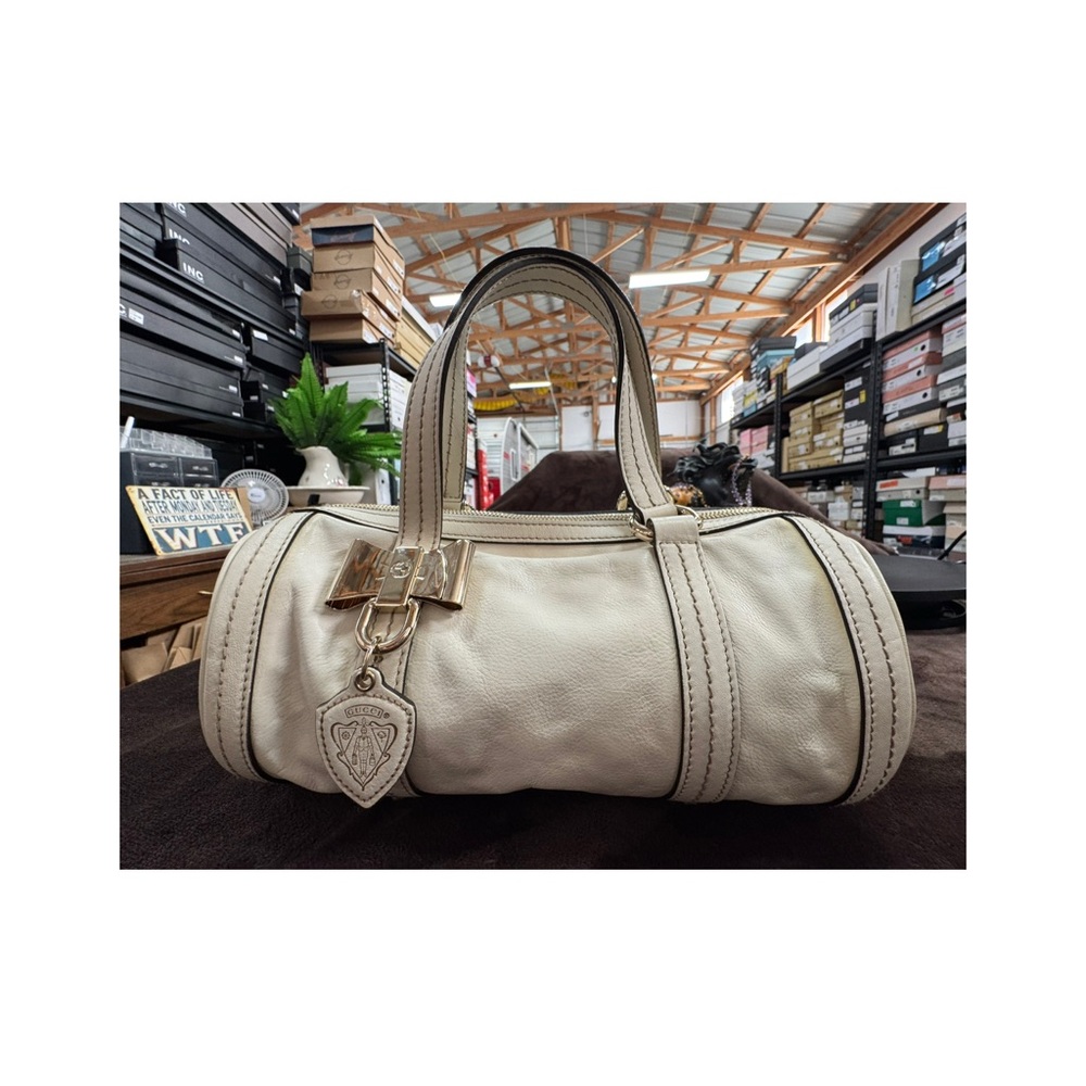 Gucci White Leather Duchessa Bag EUC!! - Picture 3 of 10